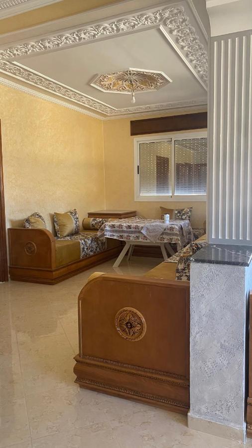 Big Appartement In Ksar Sgher And Close クサール・エス・セギール エクステリア 写真