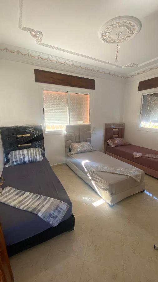 Big Appartement In Ksar Sgher And Close クサール・エス・セギール エクステリア 写真