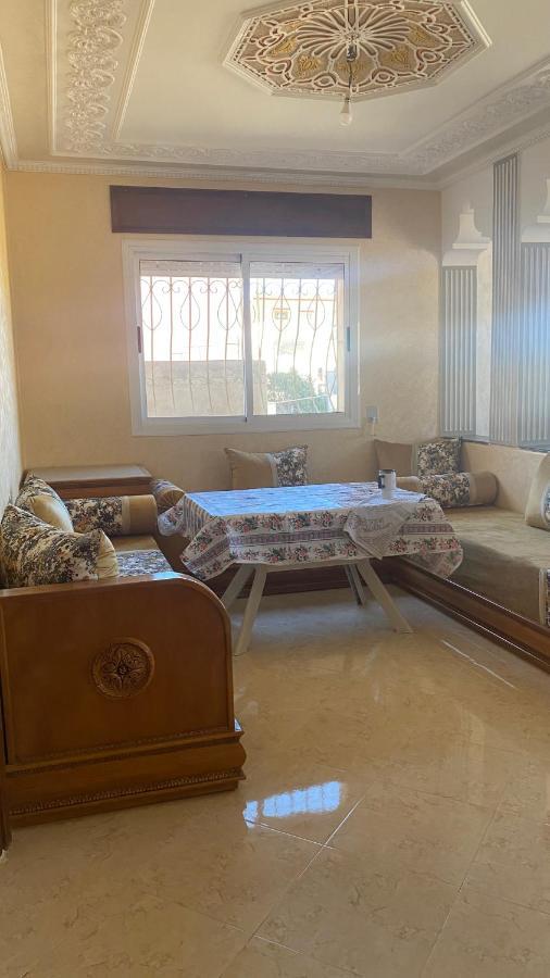 Big Appartement In Ksar Sgher And Close クサール・エス・セギール エクステリア 写真